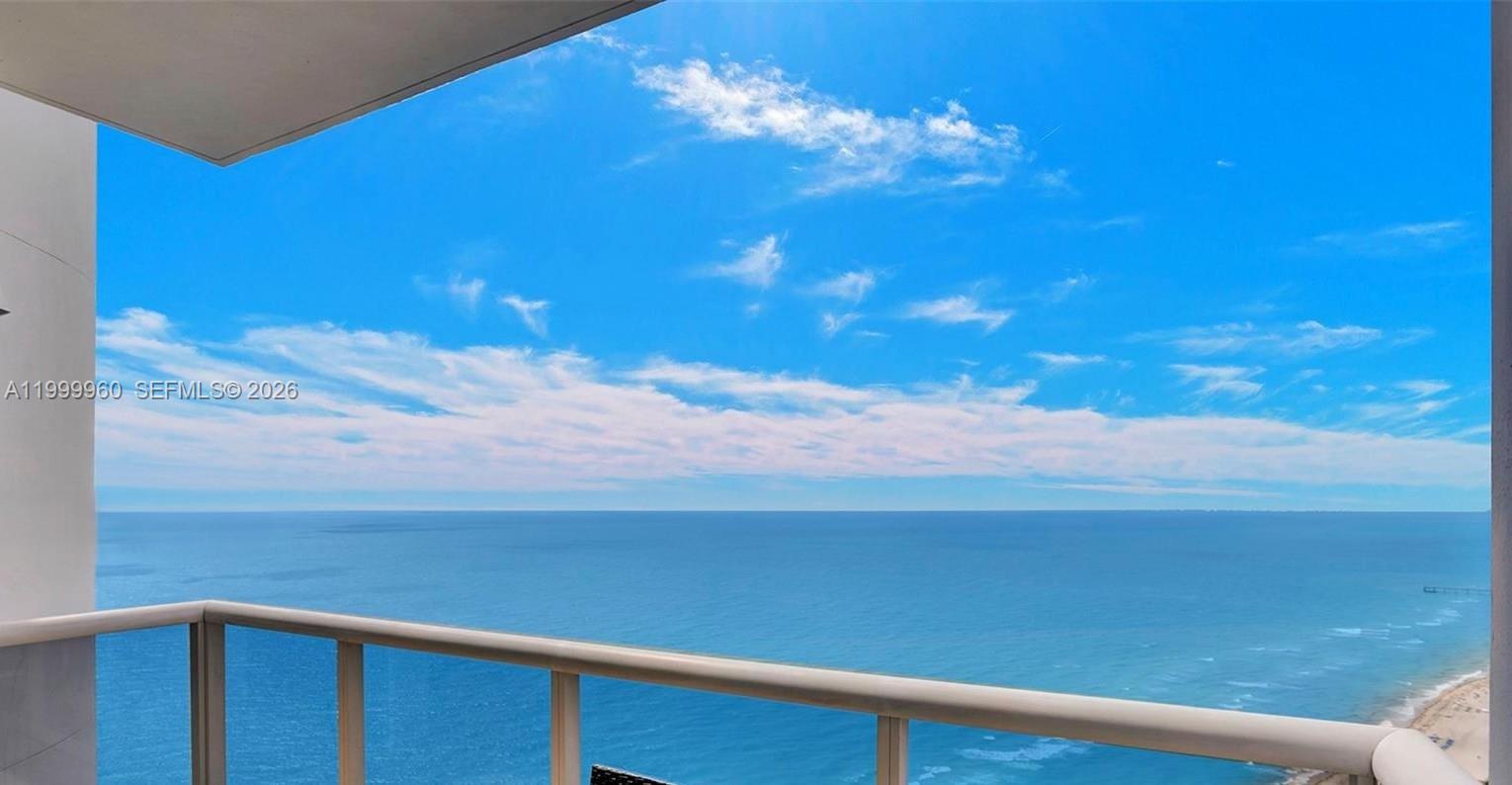 18101 Collins Ave #5104, Sunny Isles Beach FL 33160