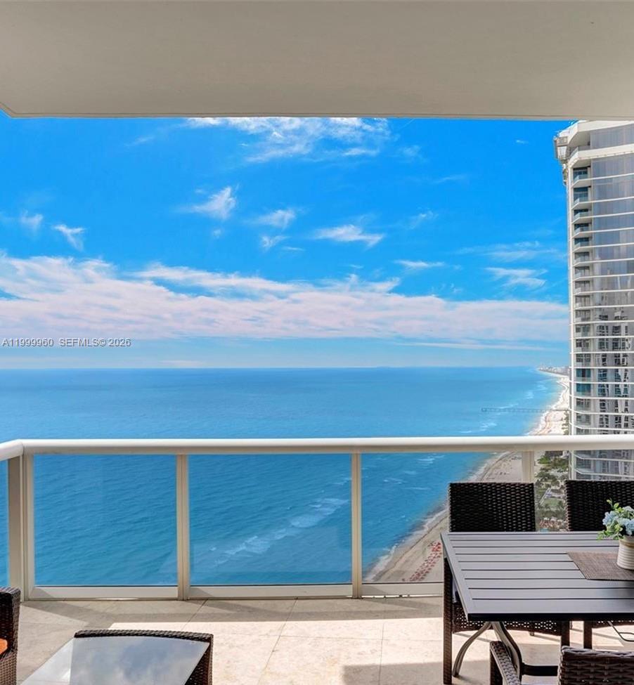 18101 Collins Ave #5104, Sunny Isles Beach FL 33160