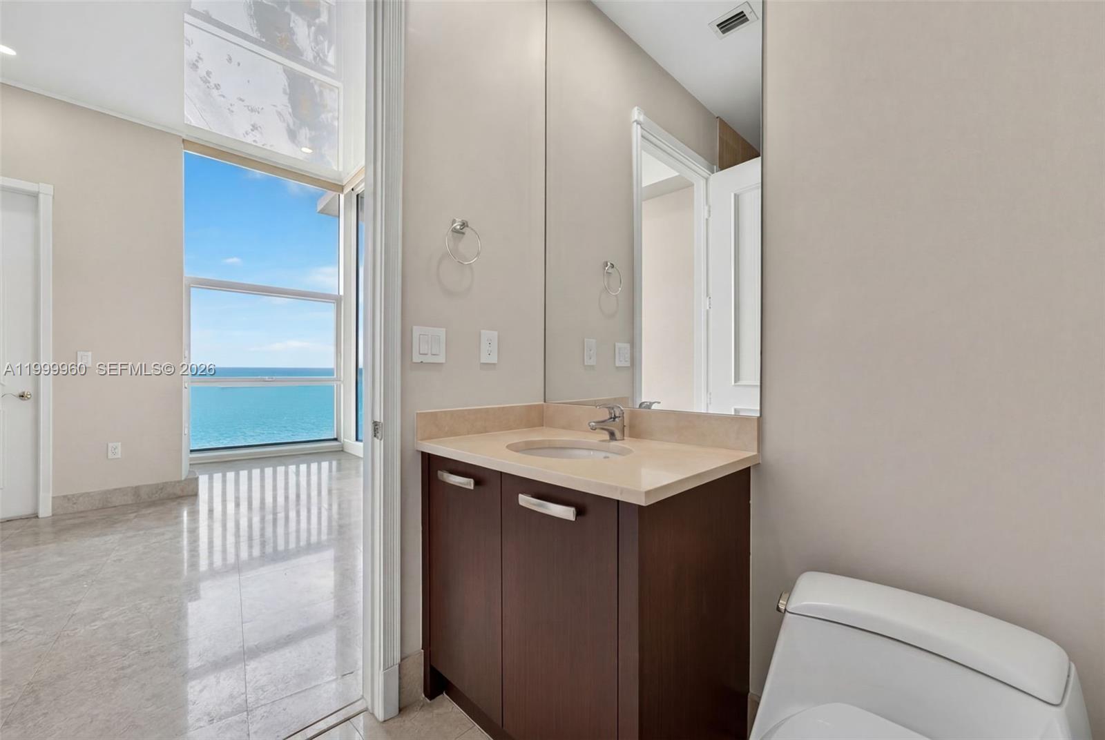 18101 Collins Ave #5104, Sunny Isles Beach FL 33160