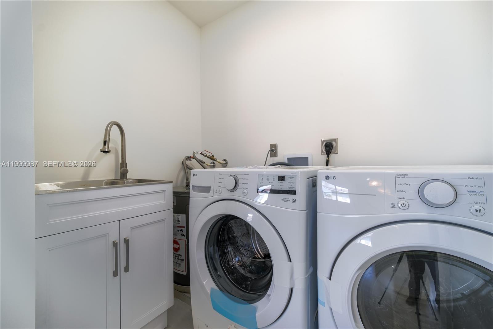 8220 SW 29th St, Miami FL 33155