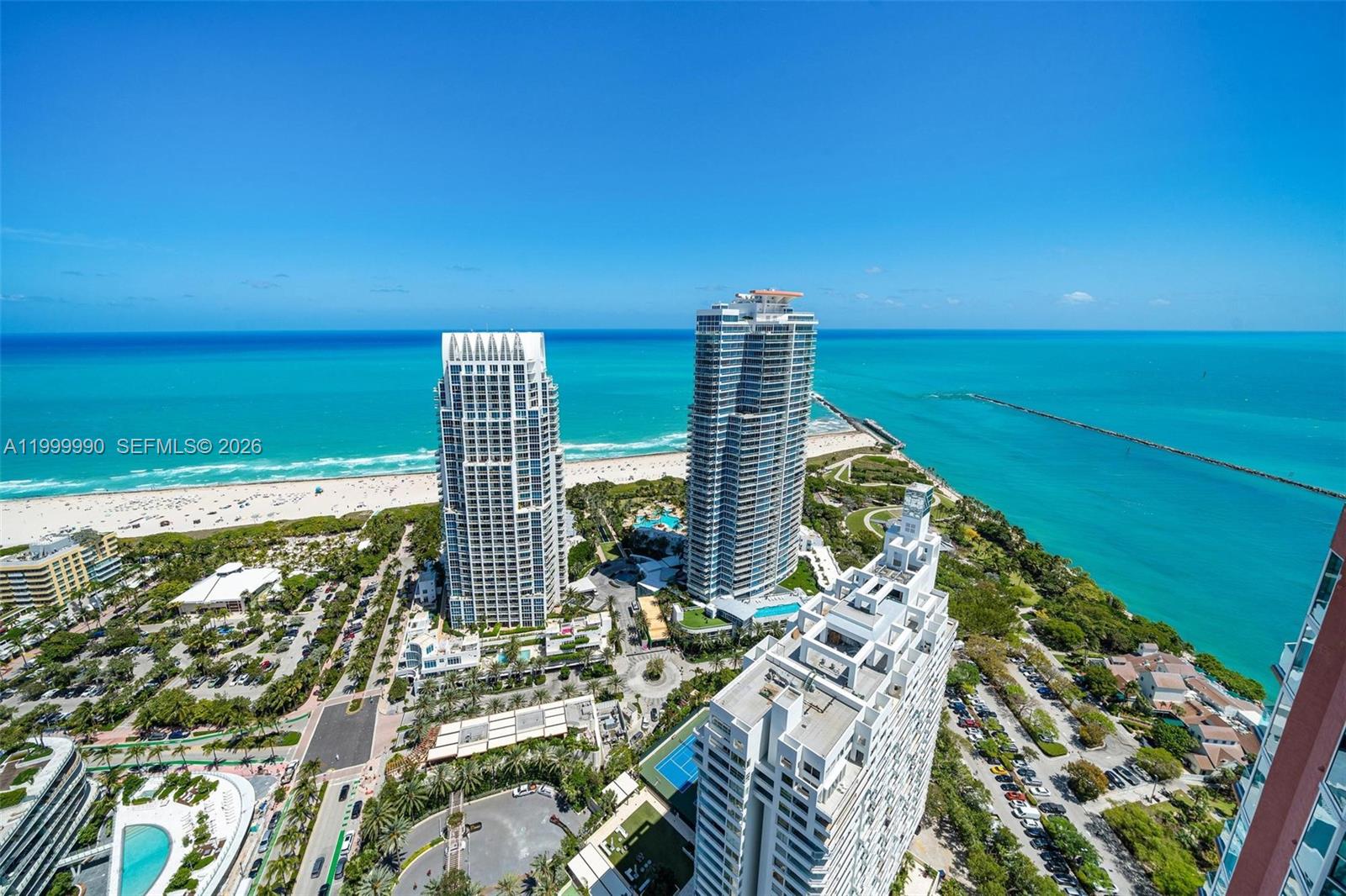 300 S Pointe Dr #PH-5, Miami Beach FL 33139