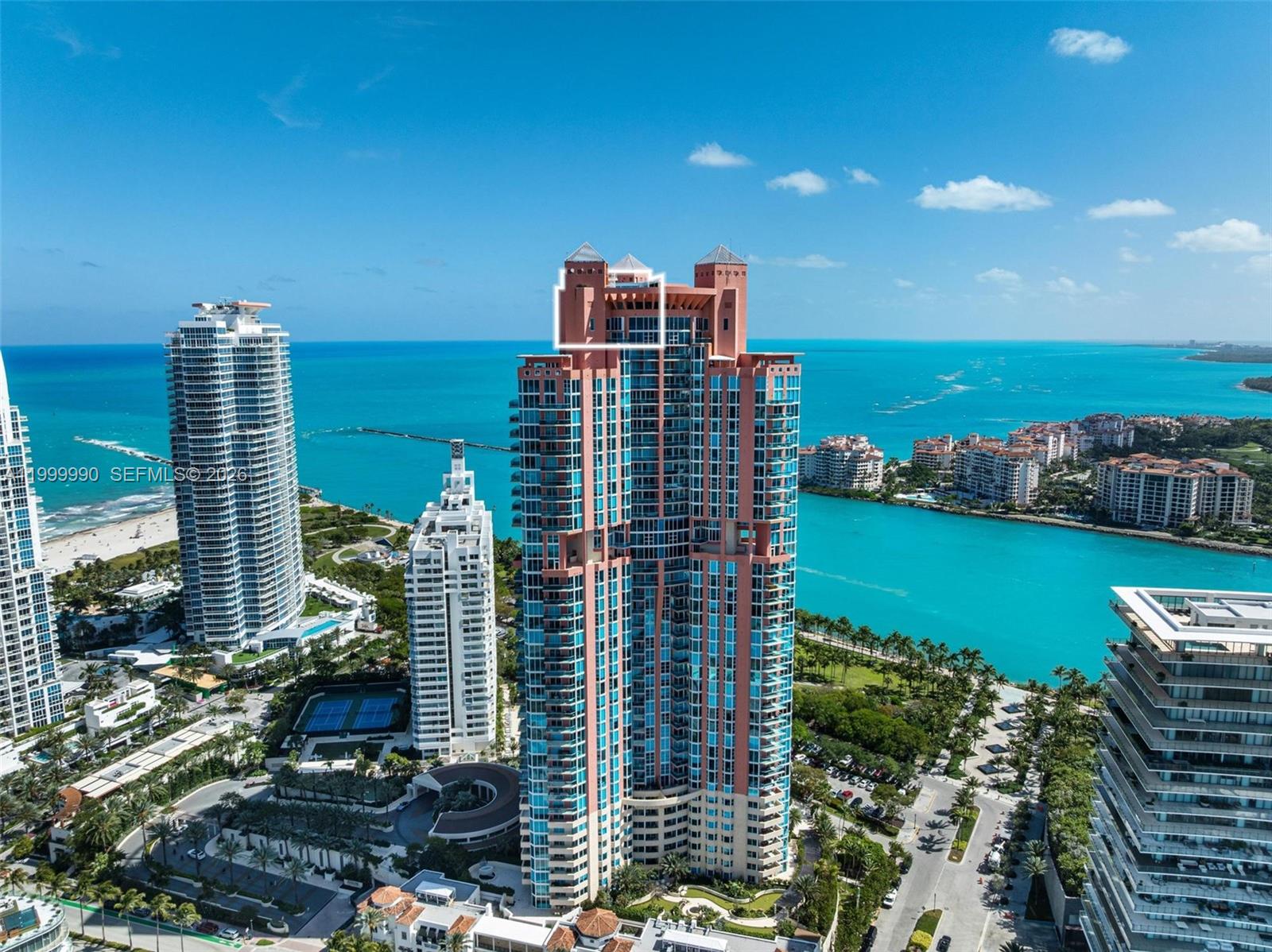 300 S Pointe Dr #PH-5, Miami Beach FL 33139