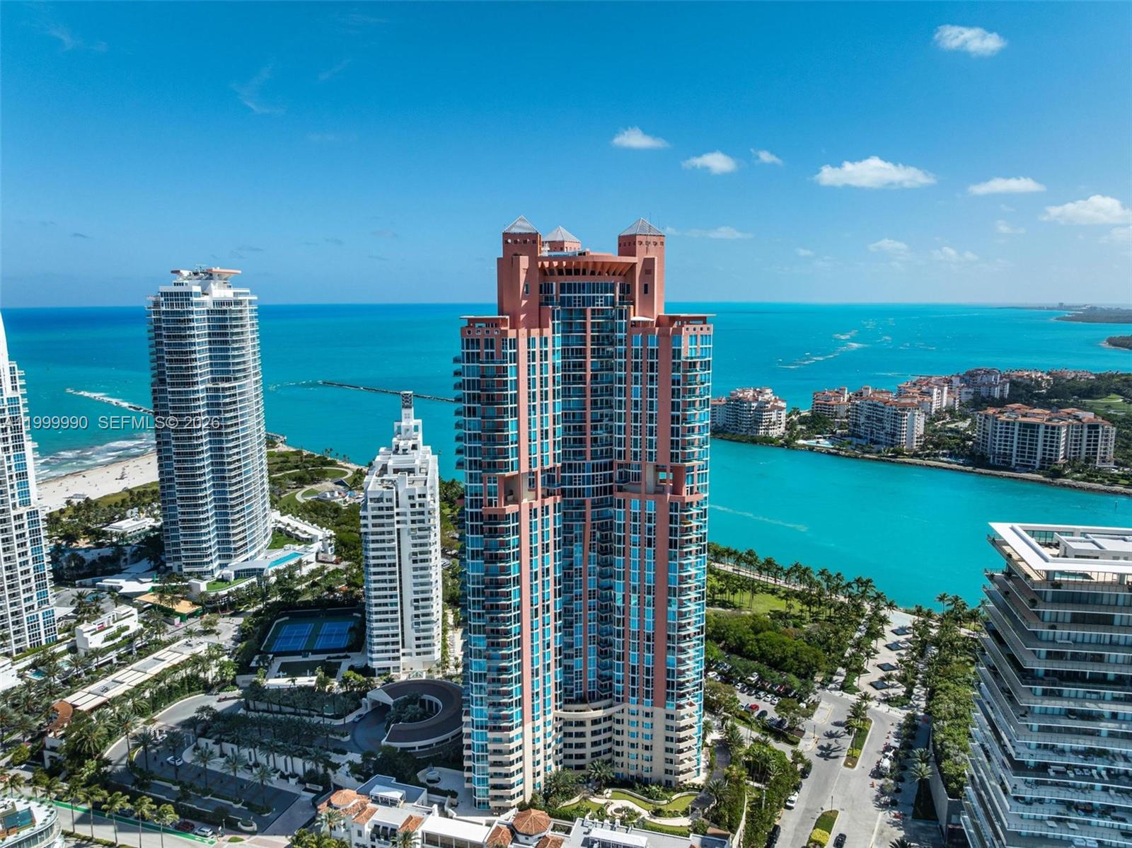 300 S Pointe Dr #PH-5, Miami Beach FL 33139