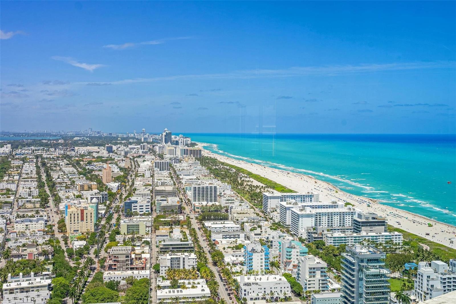 300 S Pointe Dr #PH-5, Miami Beach FL 33139
