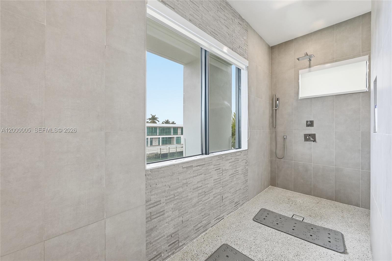 3300 NE 170th St, North Miami Beach FL 33160