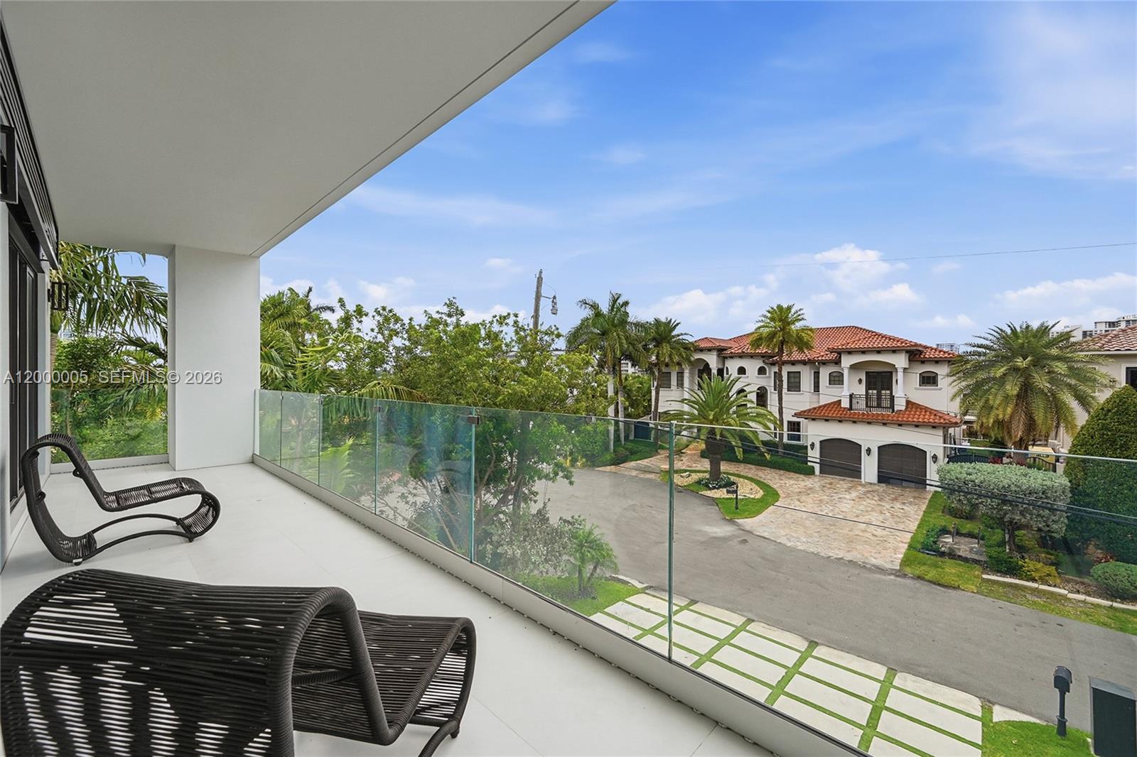 3300 NE 170th St, North Miami Beach FL 33160