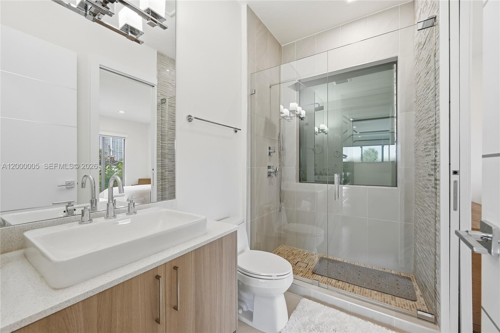 3300 NE 170th St, North Miami Beach FL 33160