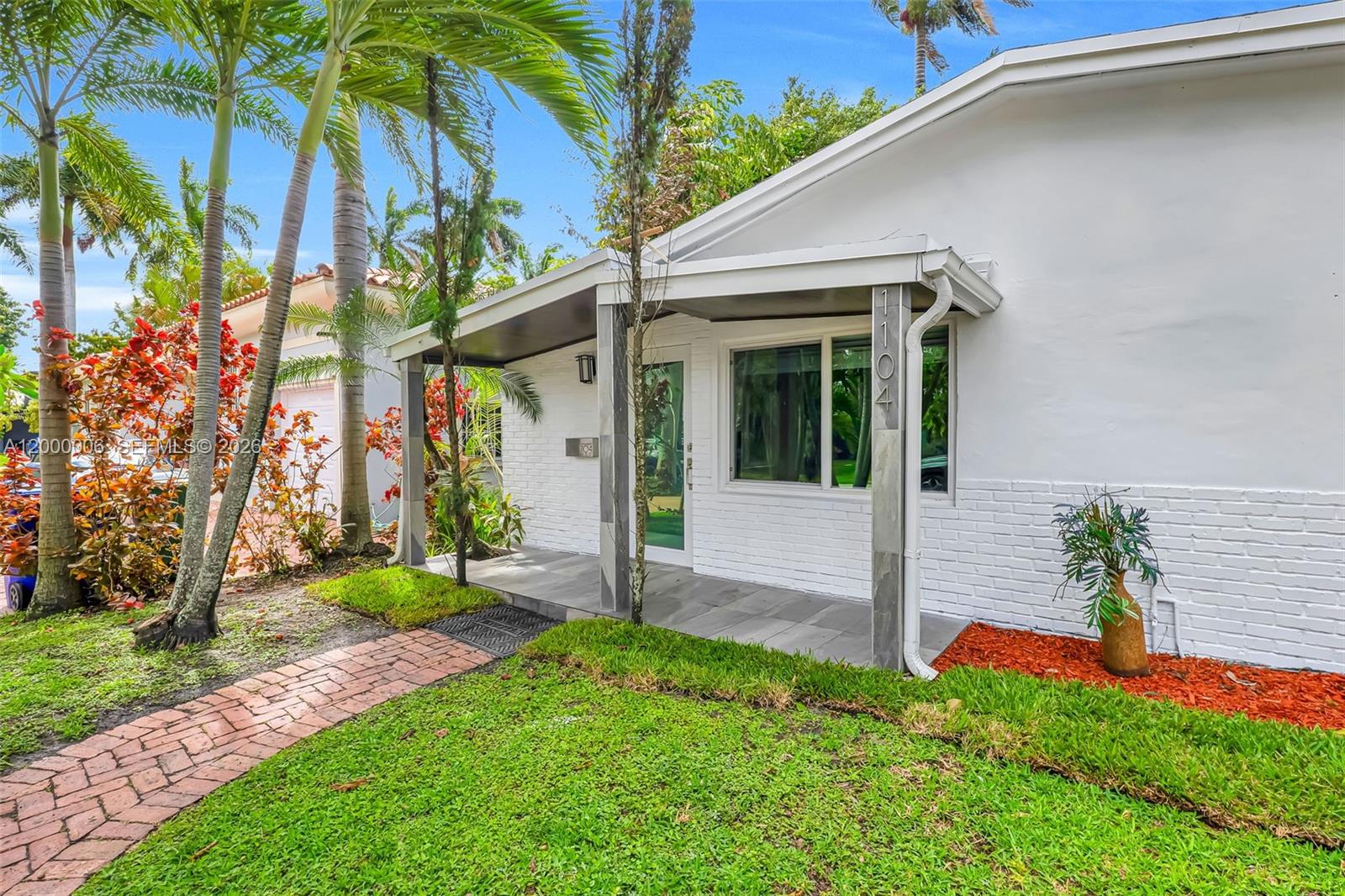 1104 NE 85th St, Miami FL 33138