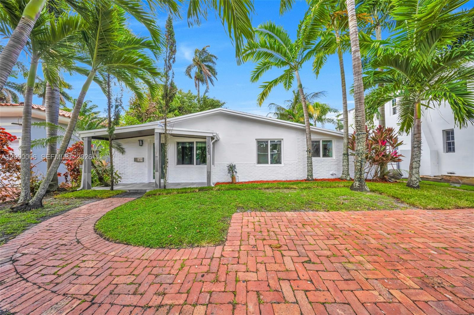 1104 NE 85th St, Miami FL 33138