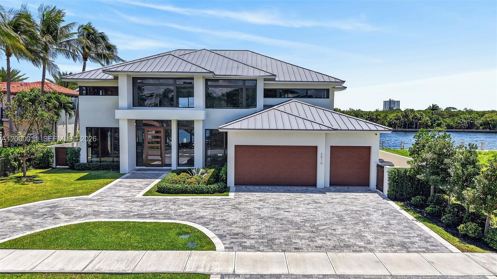 2010 Intracoastal Dr, Fort Lauderdale FL 33305
