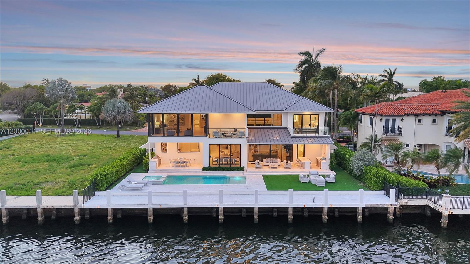 2010 Intracoastal Dr, Fort Lauderdale FL 33305