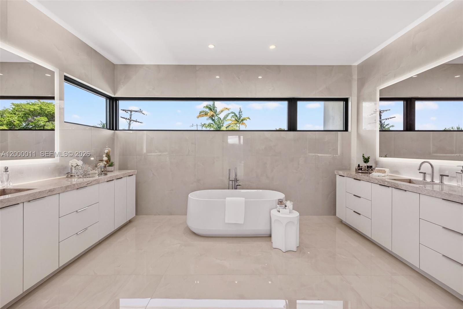 2010 Intracoastal Dr, Fort Lauderdale FL 33305