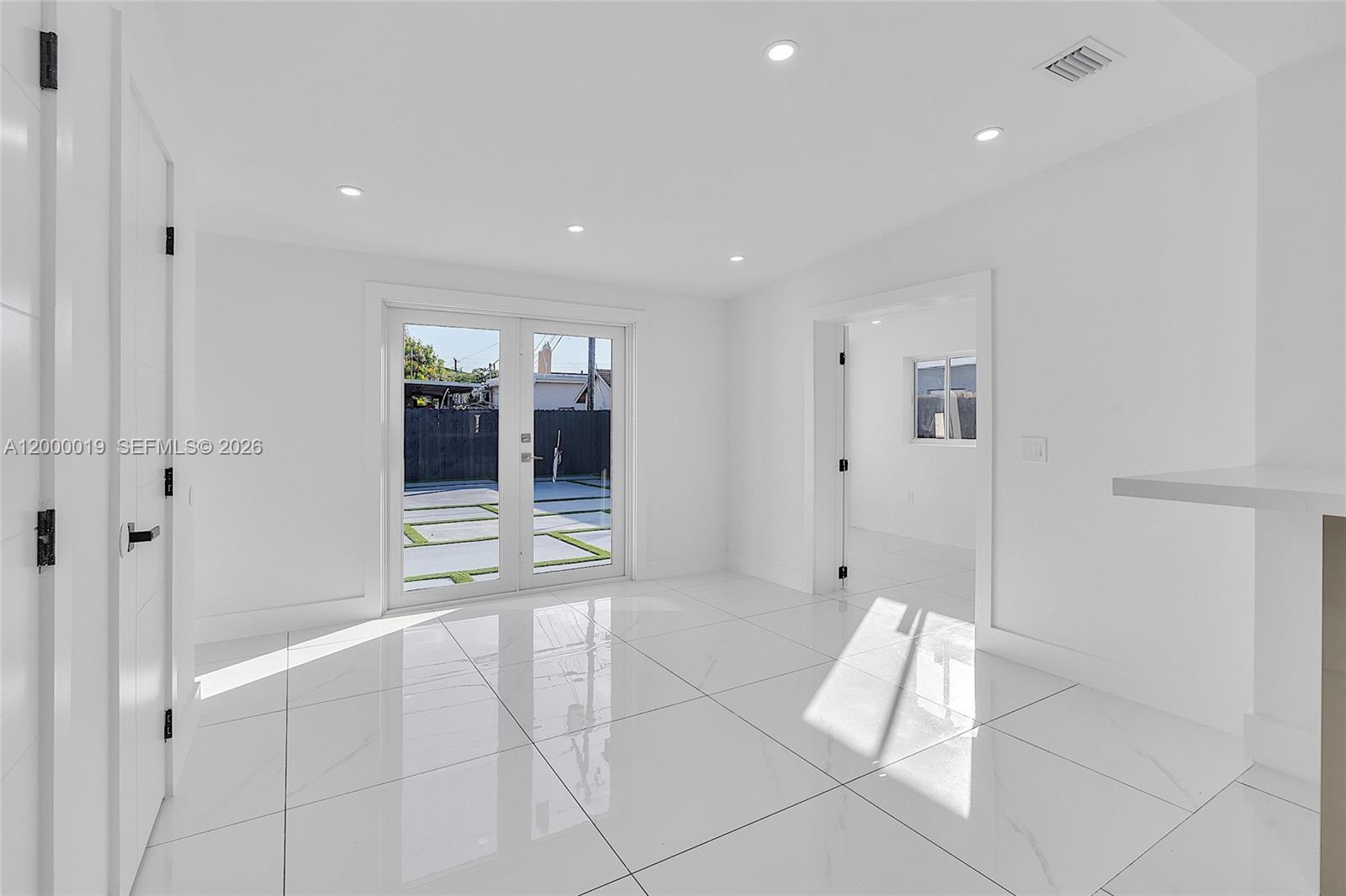 6540 SW 25th St, Miami FL 33155