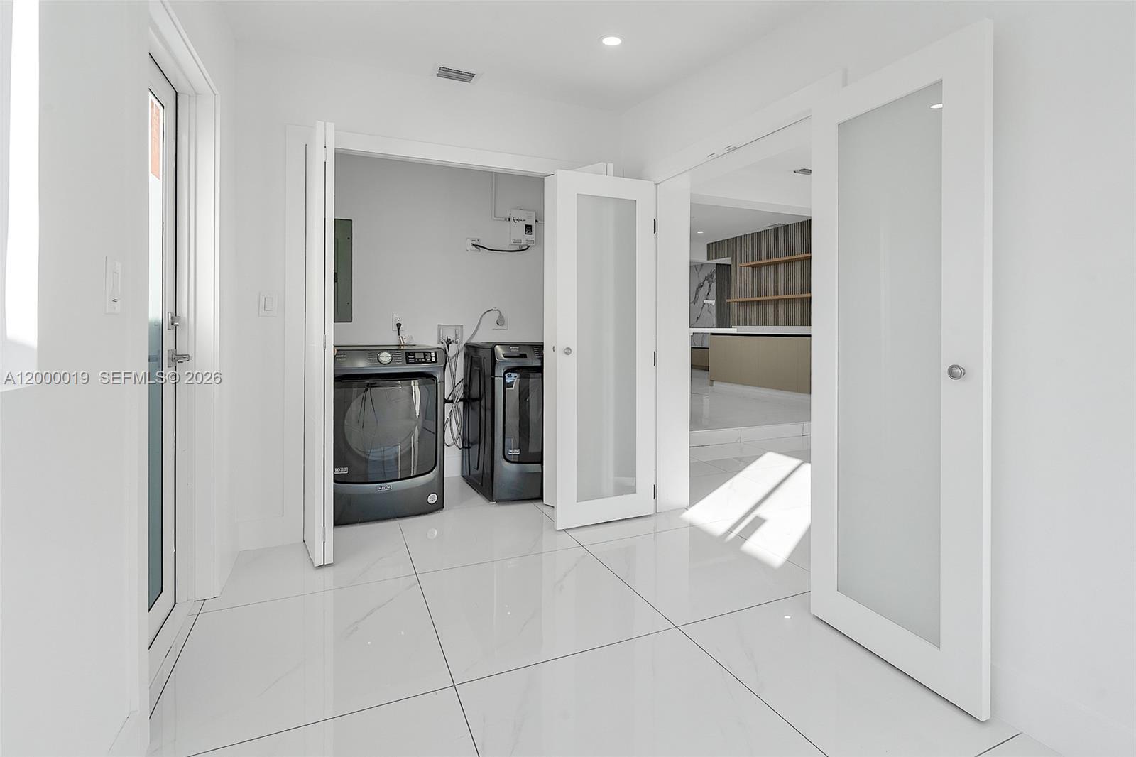 6540 SW 25th St, Miami FL 33155