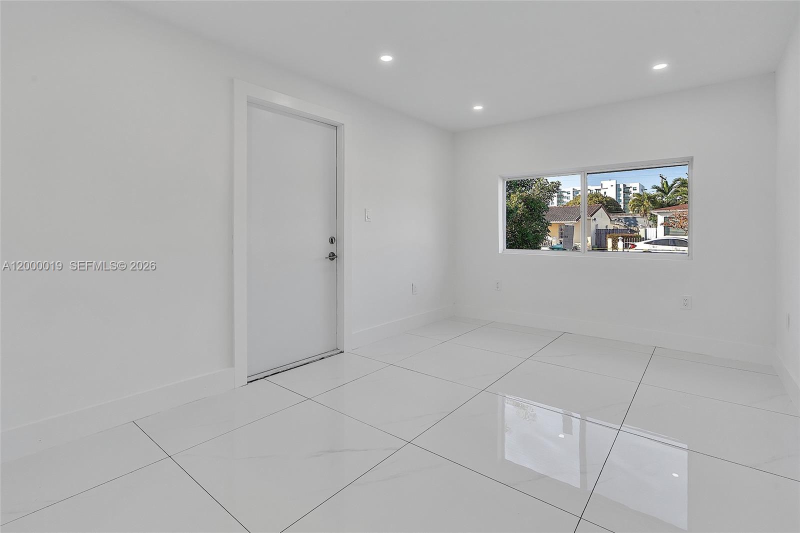 6540 SW 25th St, Miami FL 33155