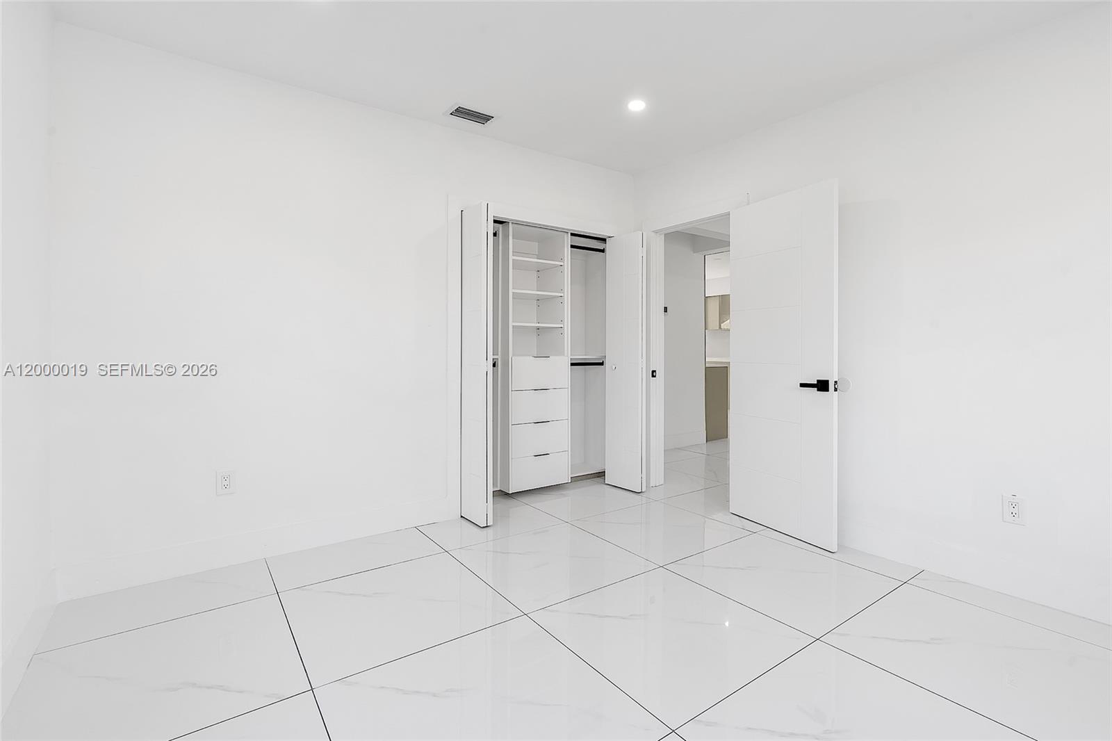 6540 SW 25th St, Miami FL 33155