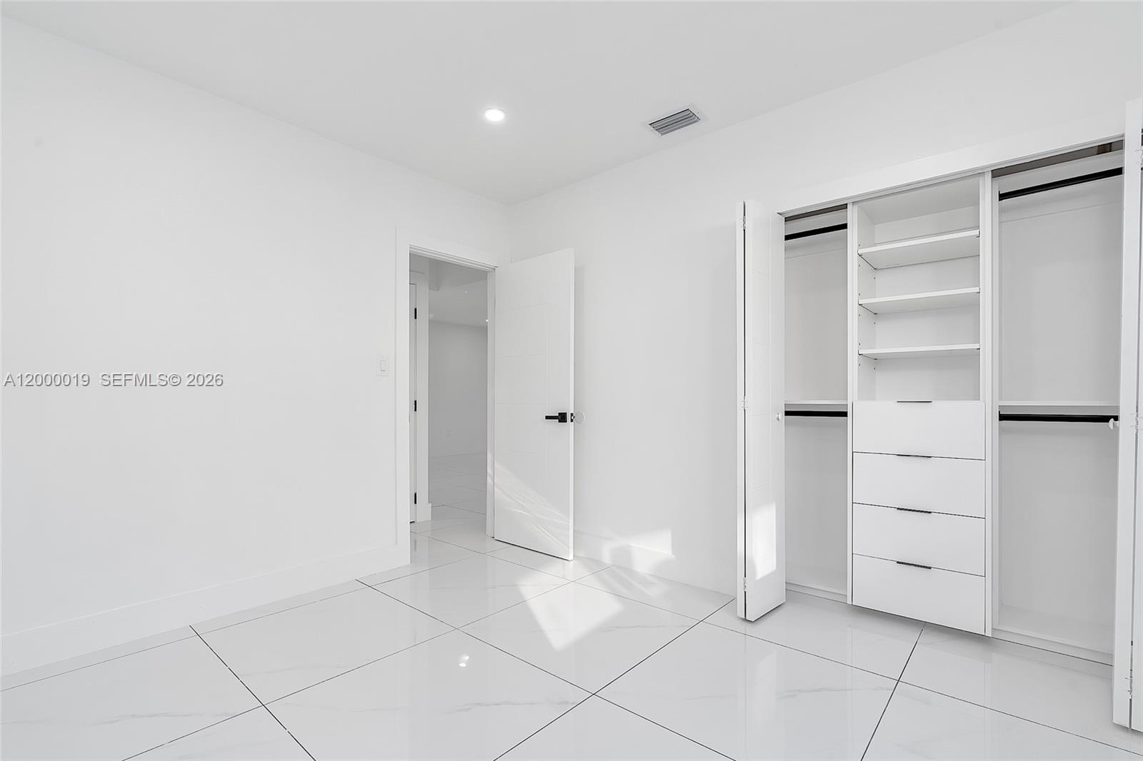 6540 SW 25th St, Miami FL 33155