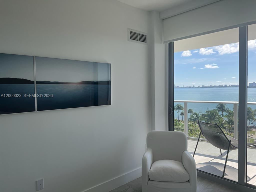 488 NE 18th St #606, Miami FL 33132
