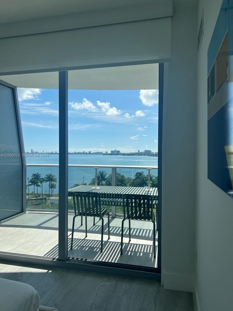 488 NE 18th St #606, Miami FL 33132