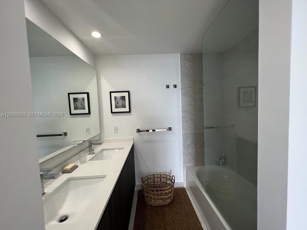 488 NE 18th St #606, Miami FL 33132