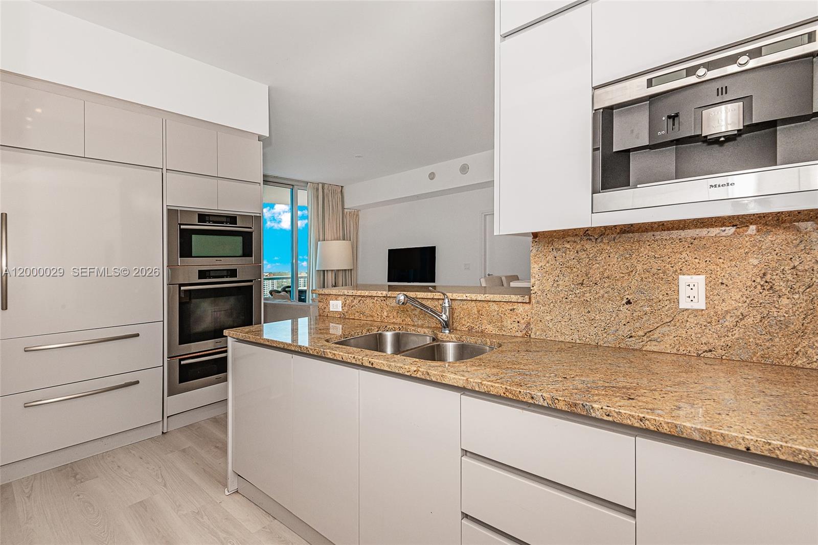 50 S Pointe Dr #1804, Miami Beach FL 33139