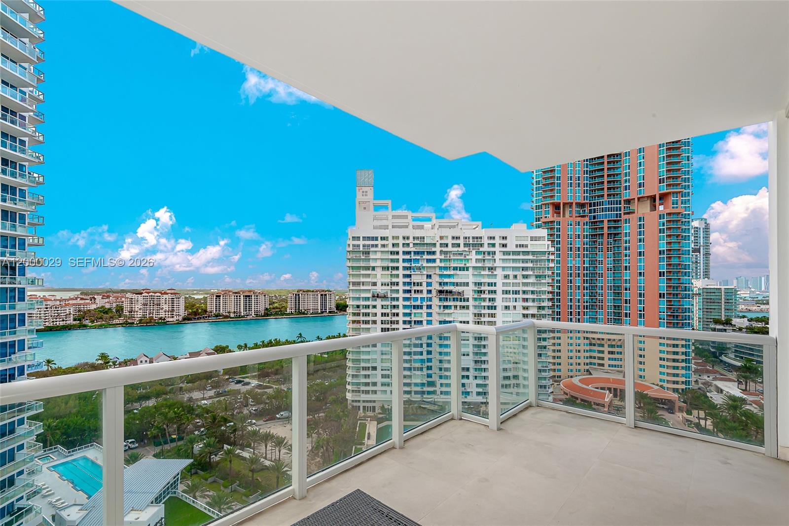 50 S Pointe Dr #1804, Miami Beach FL 33139