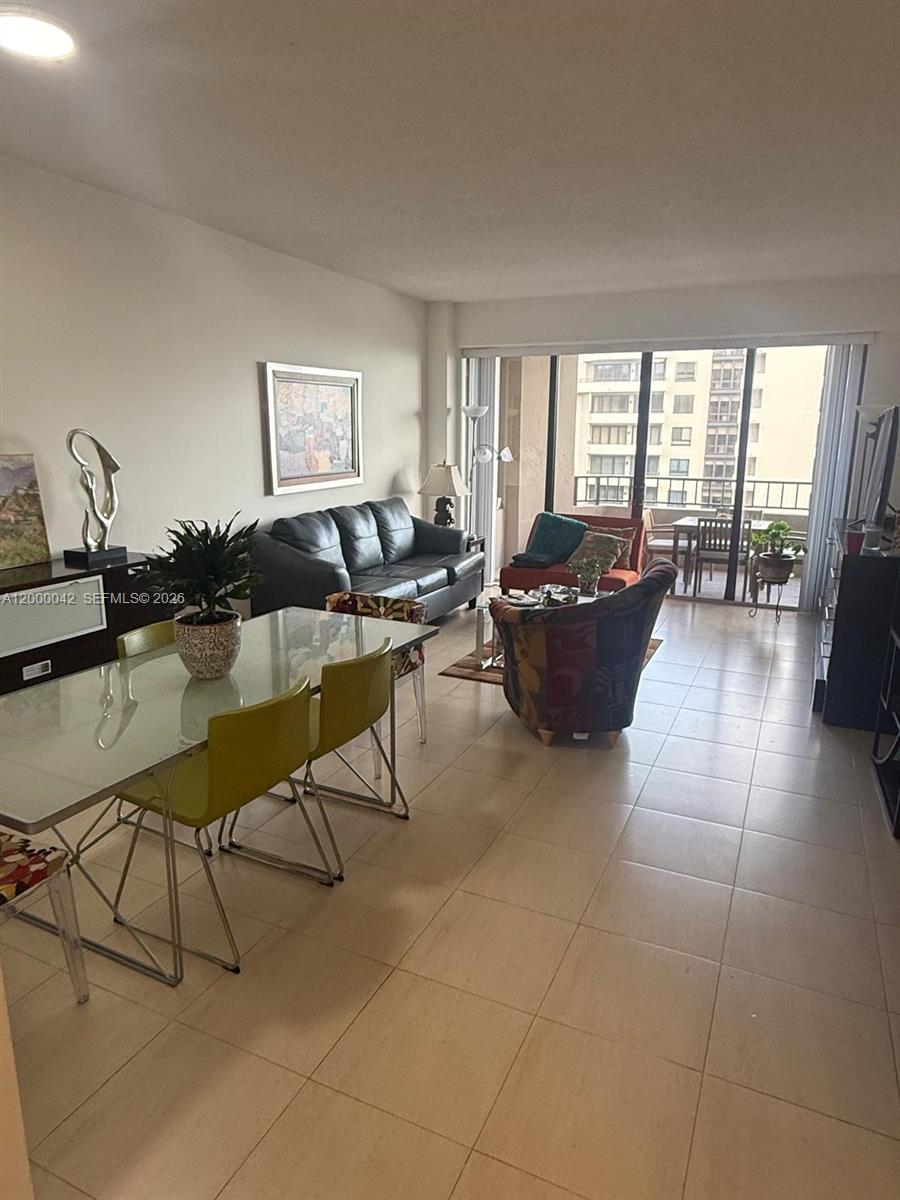 201 Crandon Blvd #932, Key Biscayne FL 33149