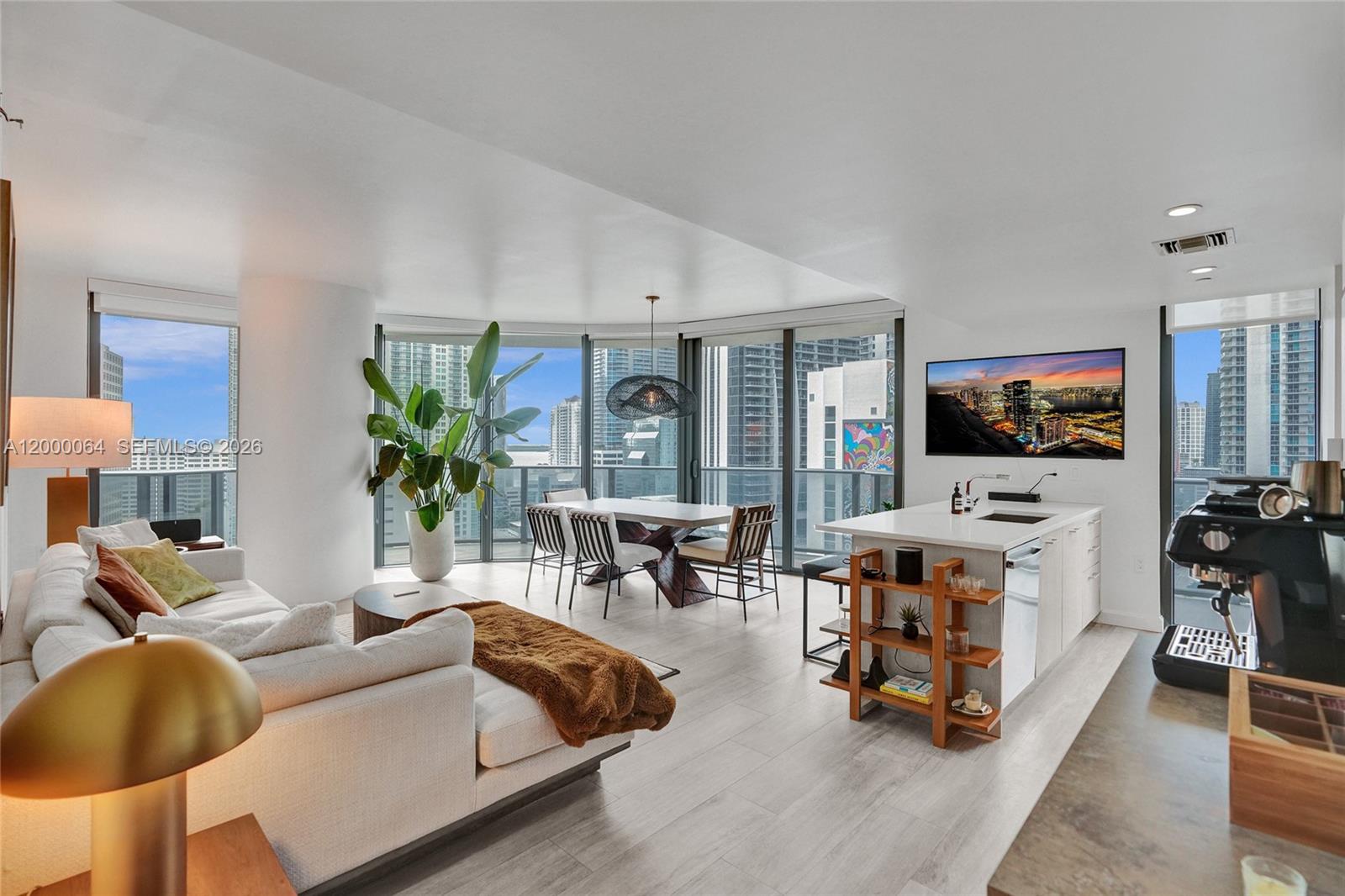 45 SW 9th St #1803, Miami FL 33130