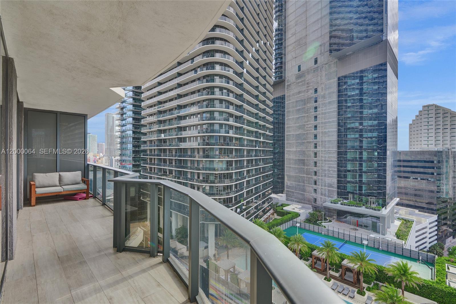 45 SW 9th St #1803, Miami FL 33130