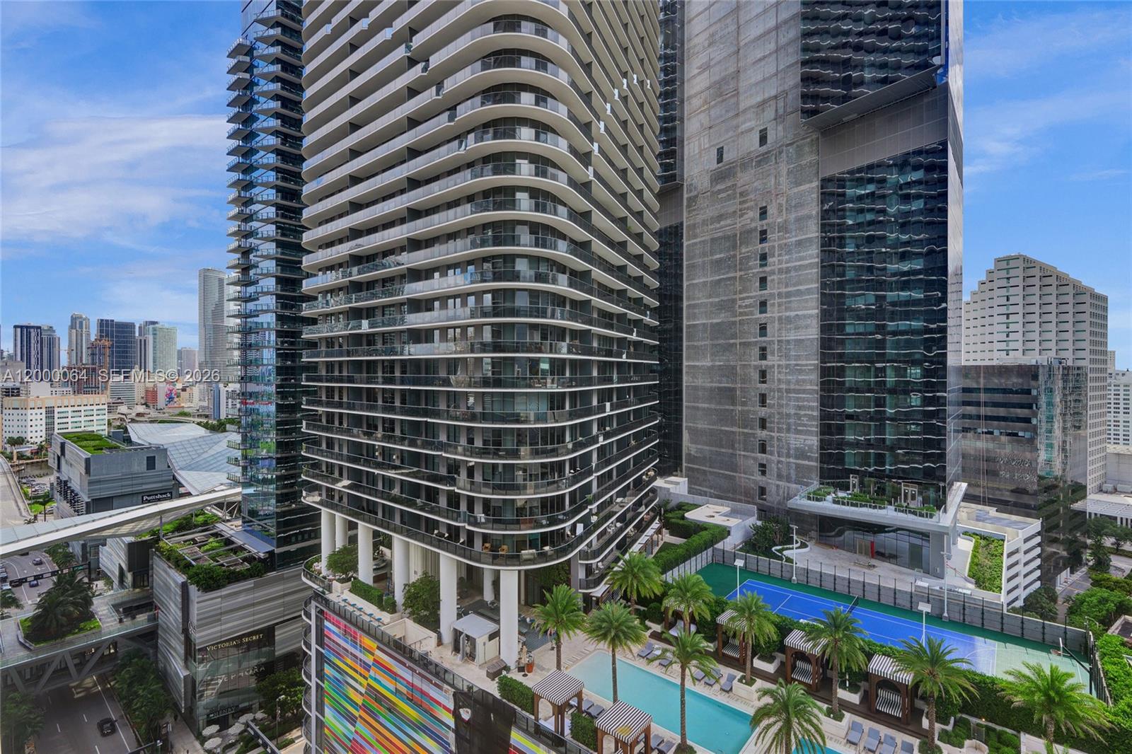 45 SW 9th St #1803, Miami FL 33130