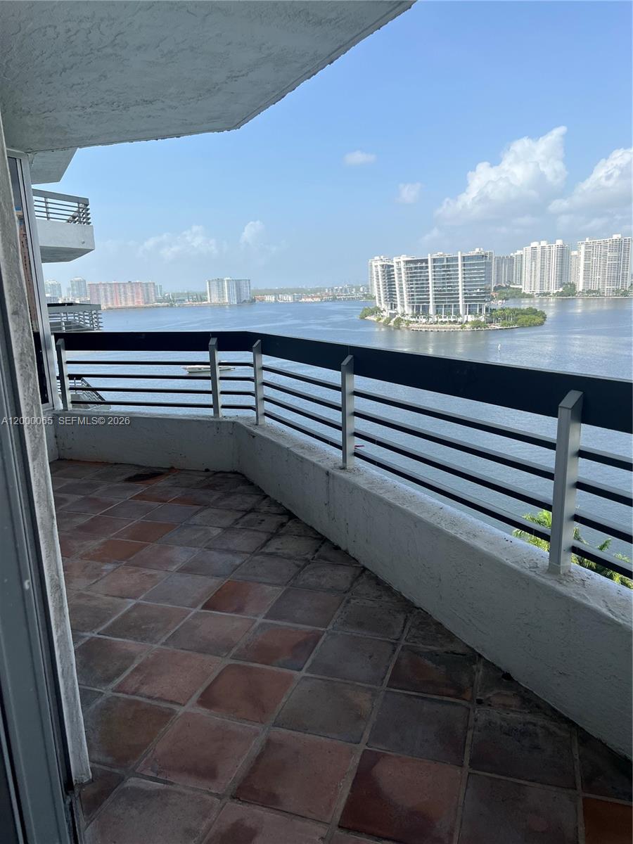19101 NE 36th Ct #1602, Aventura FL 33180
