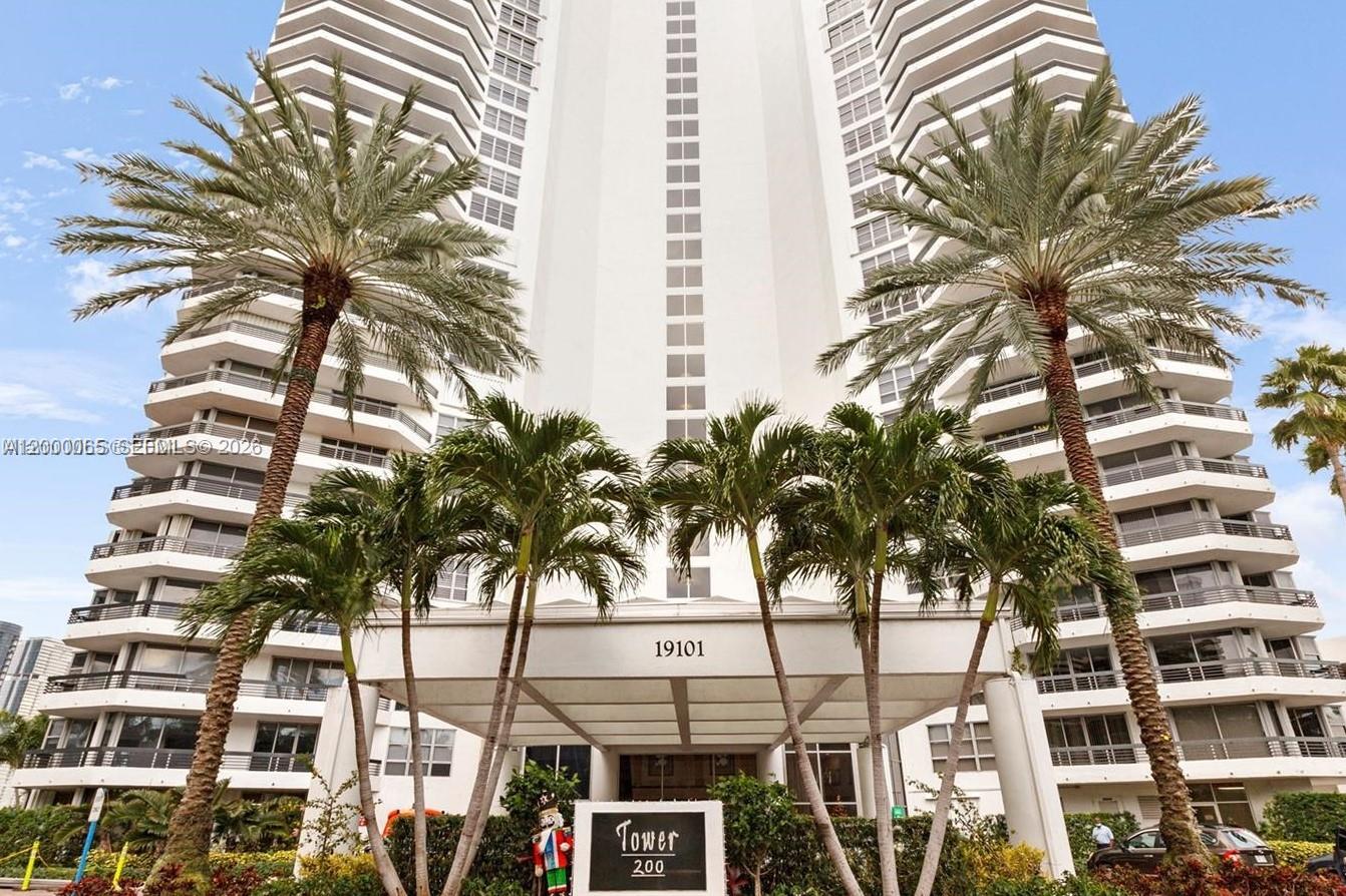 19101 NE 36th Ct #1602, Aventura FL 33180