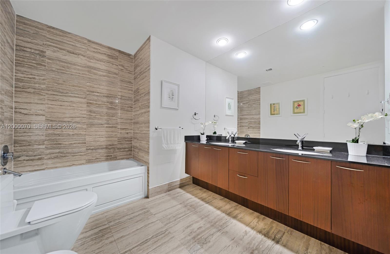 Sunny Isles Beach FL 33160 - A12000070