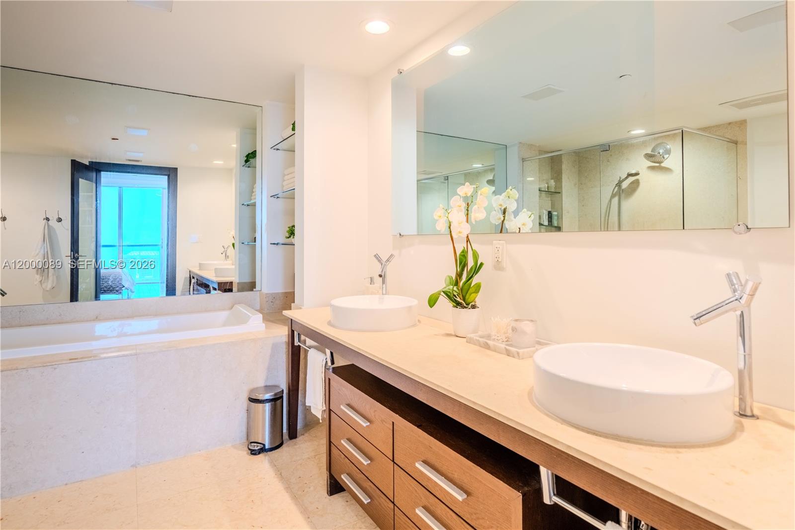 495 Brickell Ave #PH-5703, Miami FL 33131