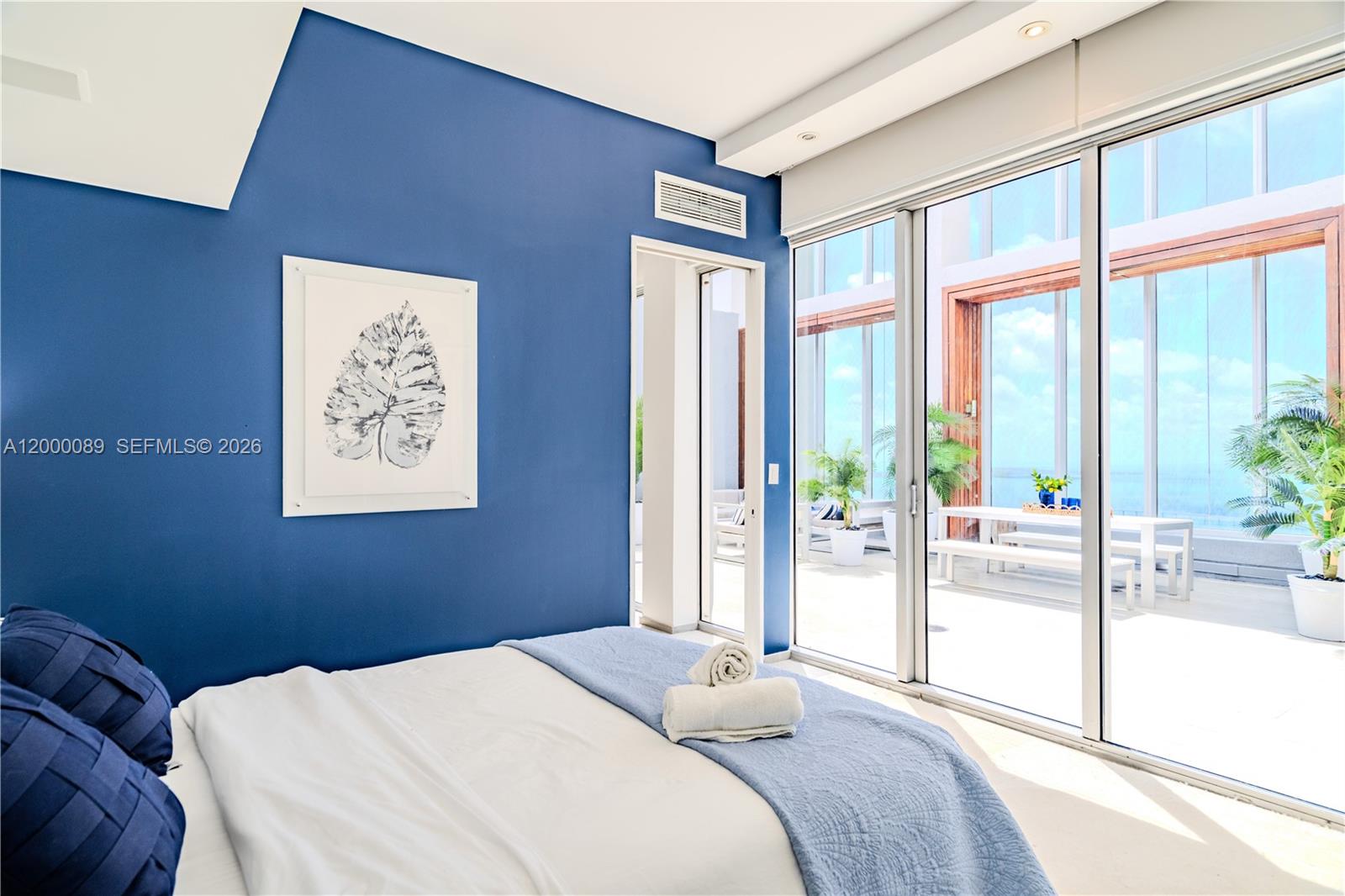 495 Brickell Ave #PH-5703, Miami FL 33131
