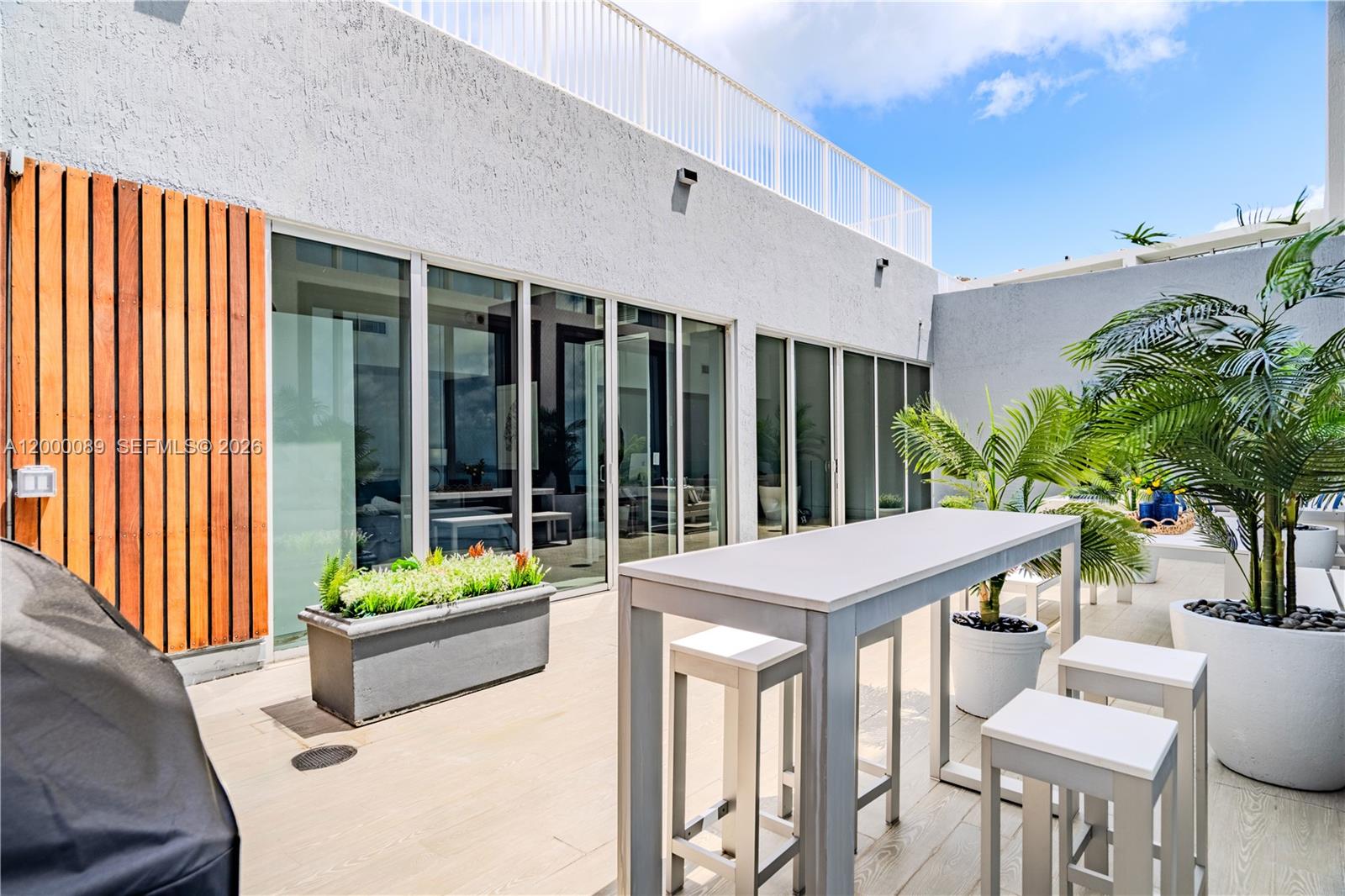 495 Brickell Ave #PH-5703, Miami FL 33131
