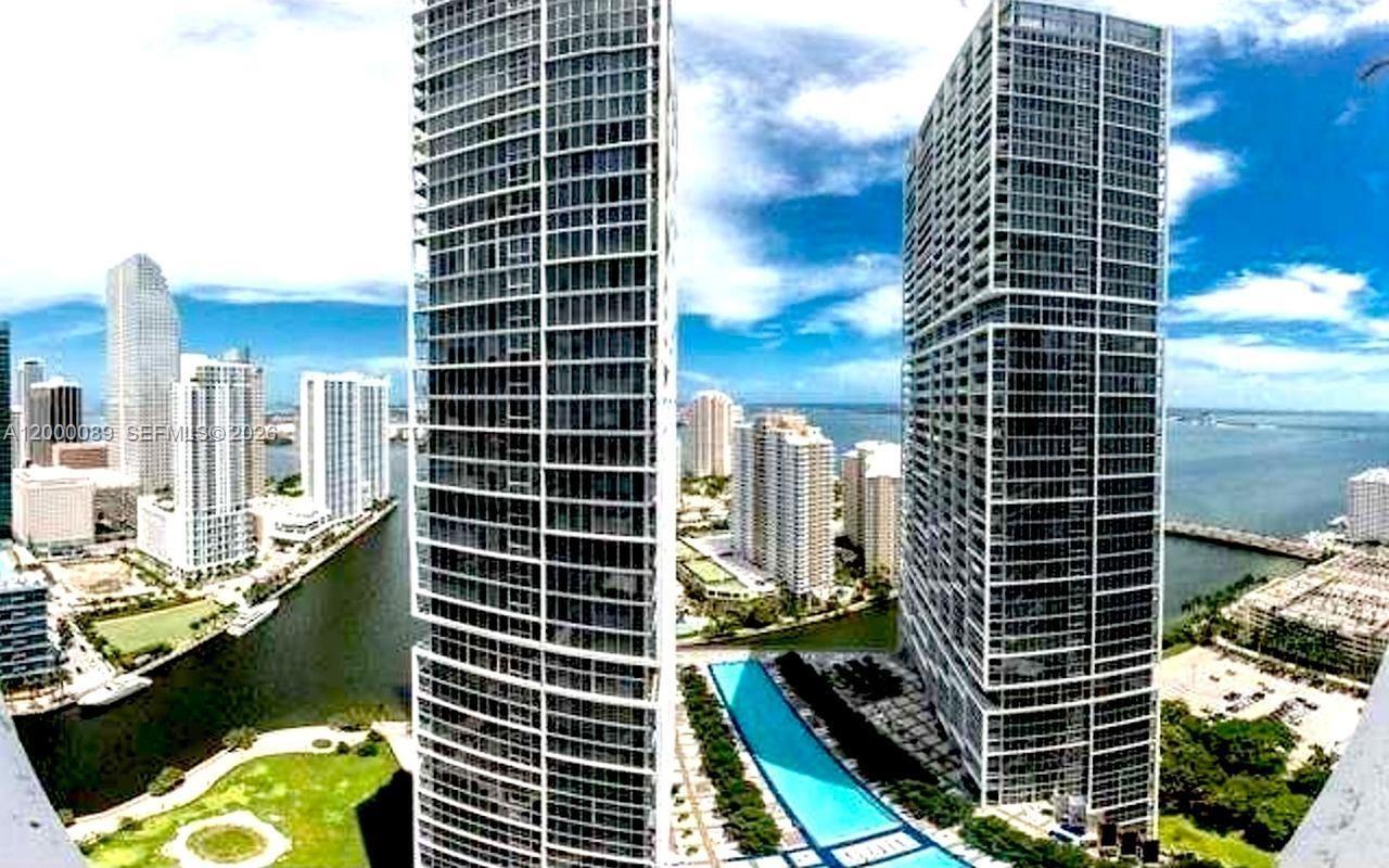 495 Brickell Ave #PH-5703, Miami FL 33131