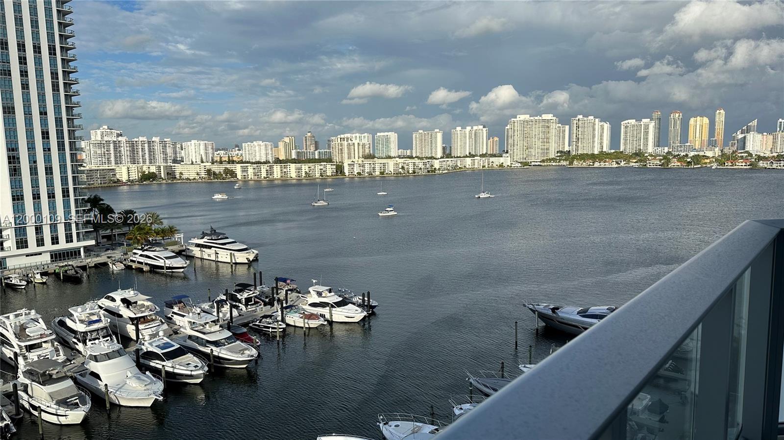 17111 Biscayne Blvd #903, North Miami Beach FL 33160