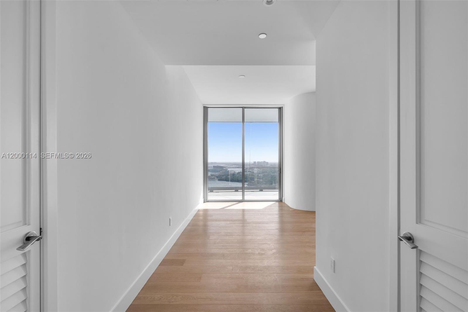 175 SE 25 RD #3003, Miami FL 33129