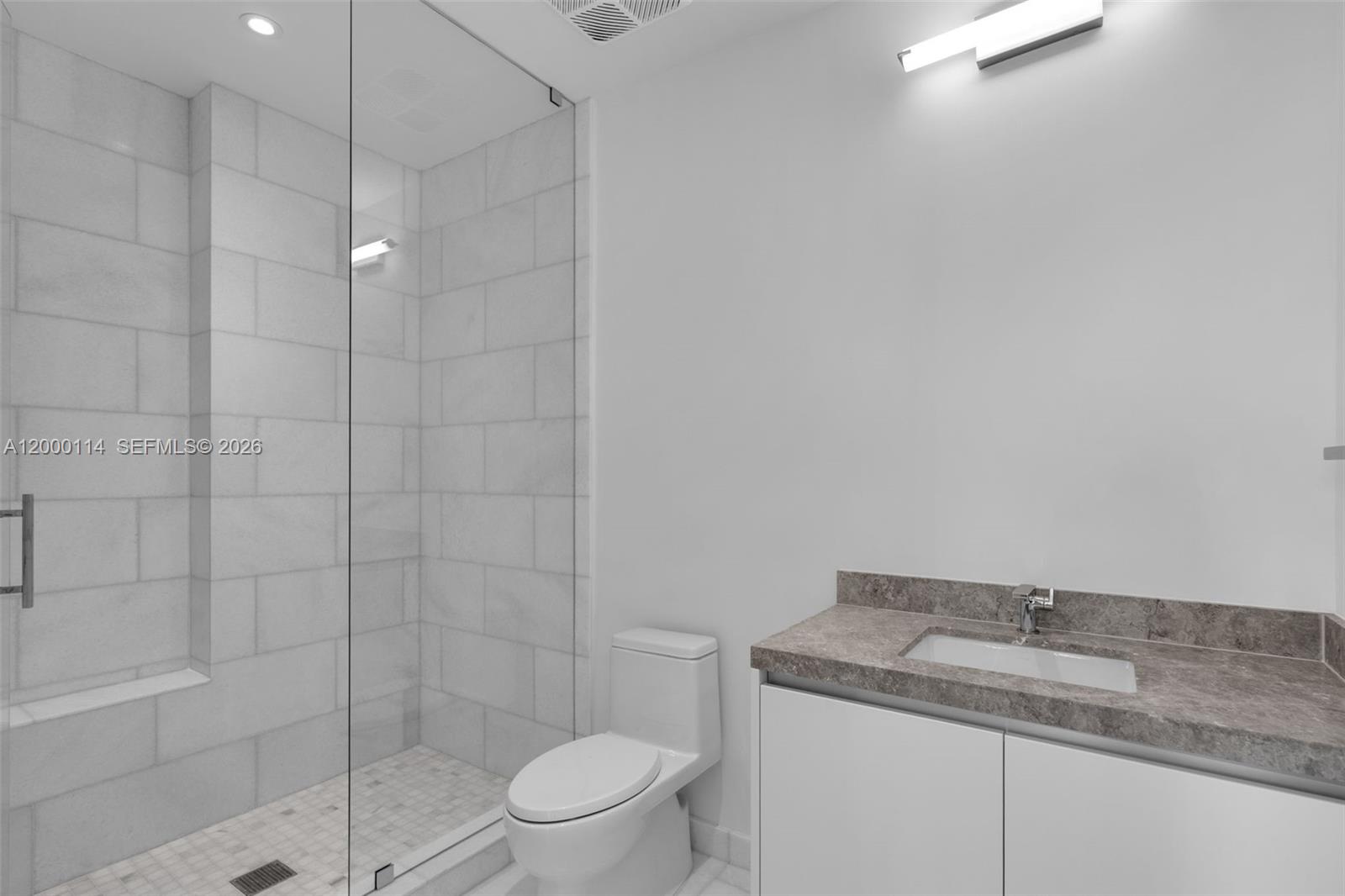 175 SE 25 RD #3003, Miami FL 33129