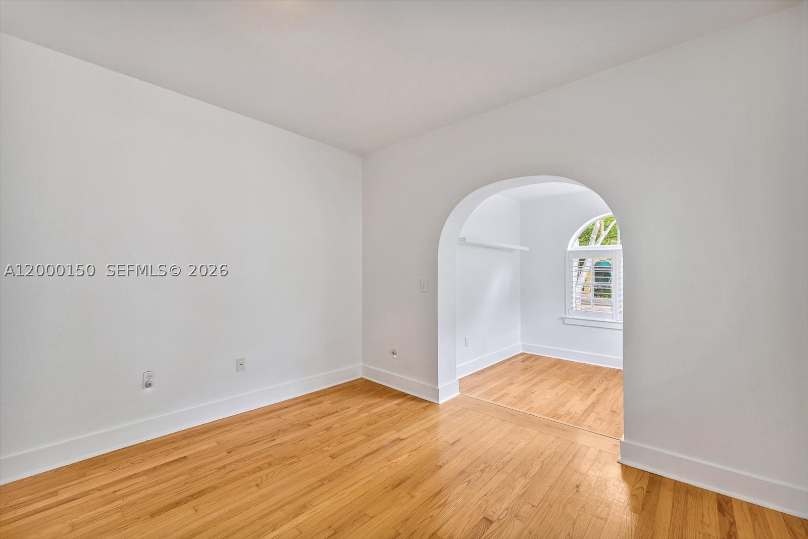 1102 Genoa St, Coral Gables FL 33134