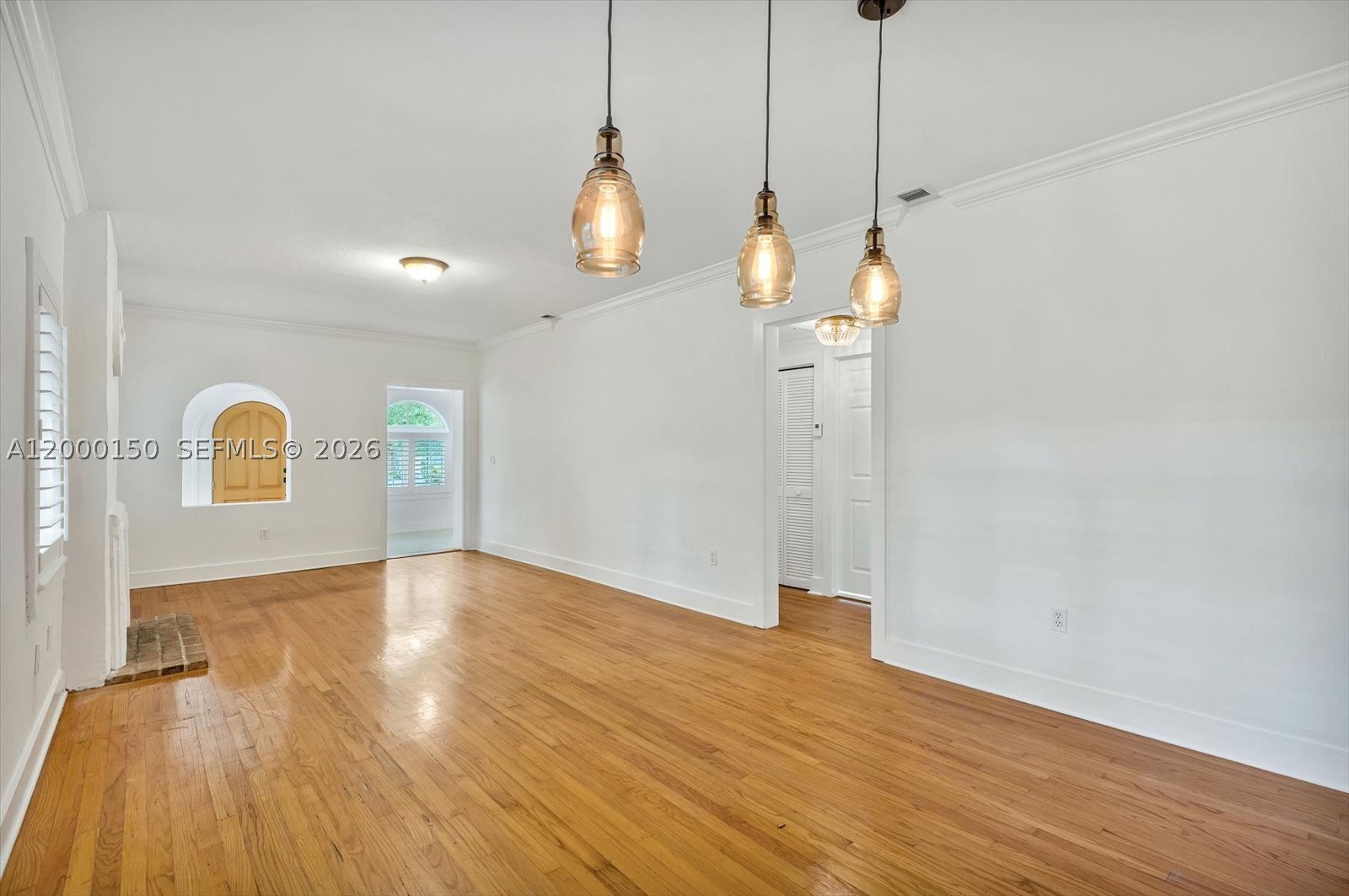 1102 Genoa St, Coral Gables FL 33134