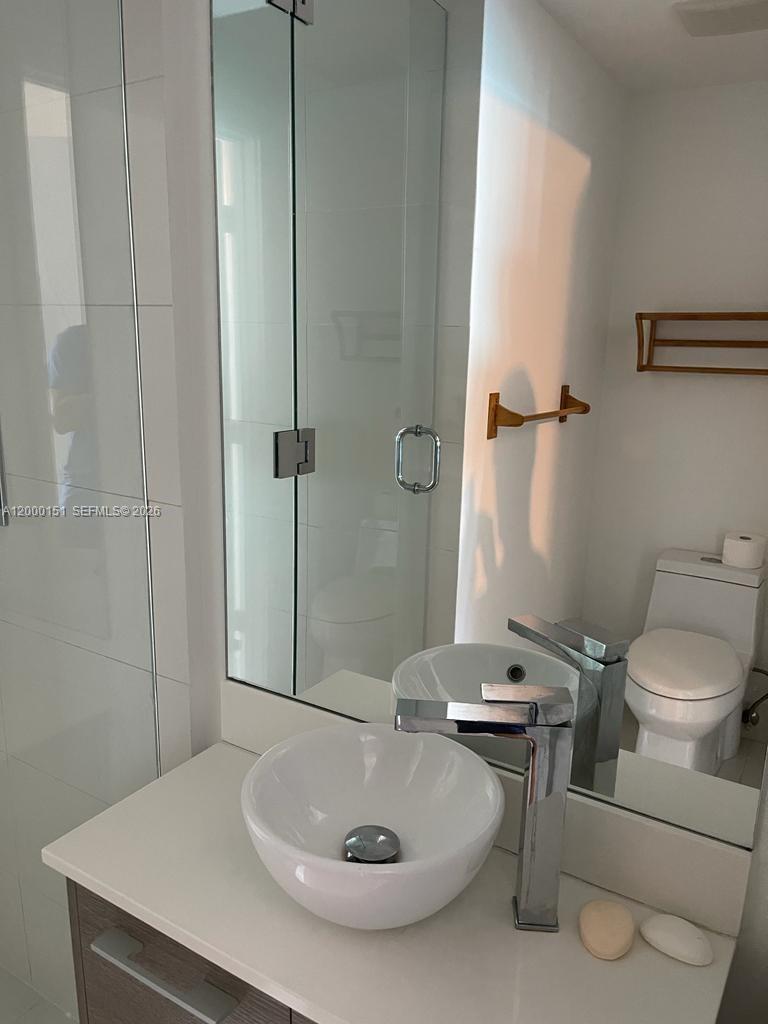 650 NE 32 street #1805, Miami FL 33137