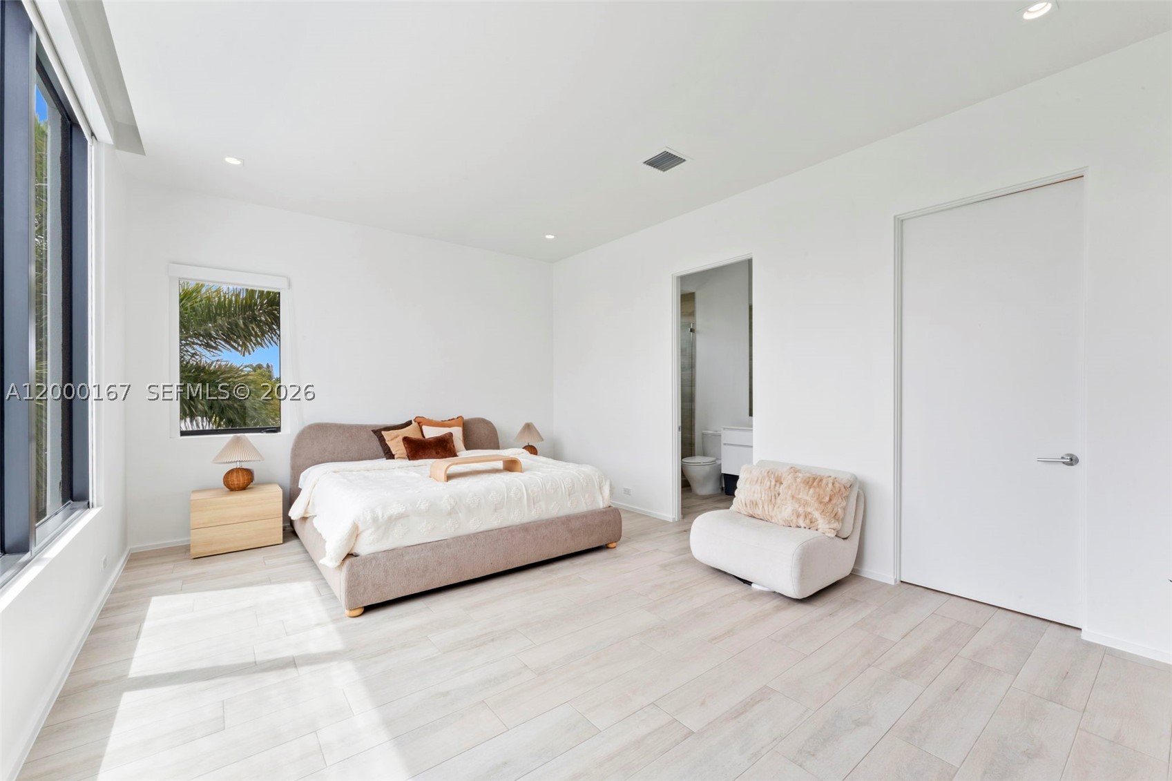 4232 E Tradewinds Ave, Lauderdale By The Sea FL 33308