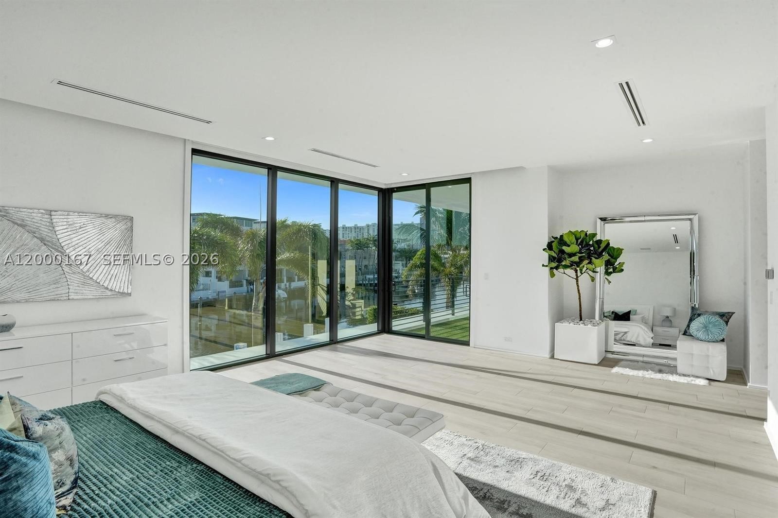 4232 E Tradewinds Ave, Lauderdale By The Sea FL 33308