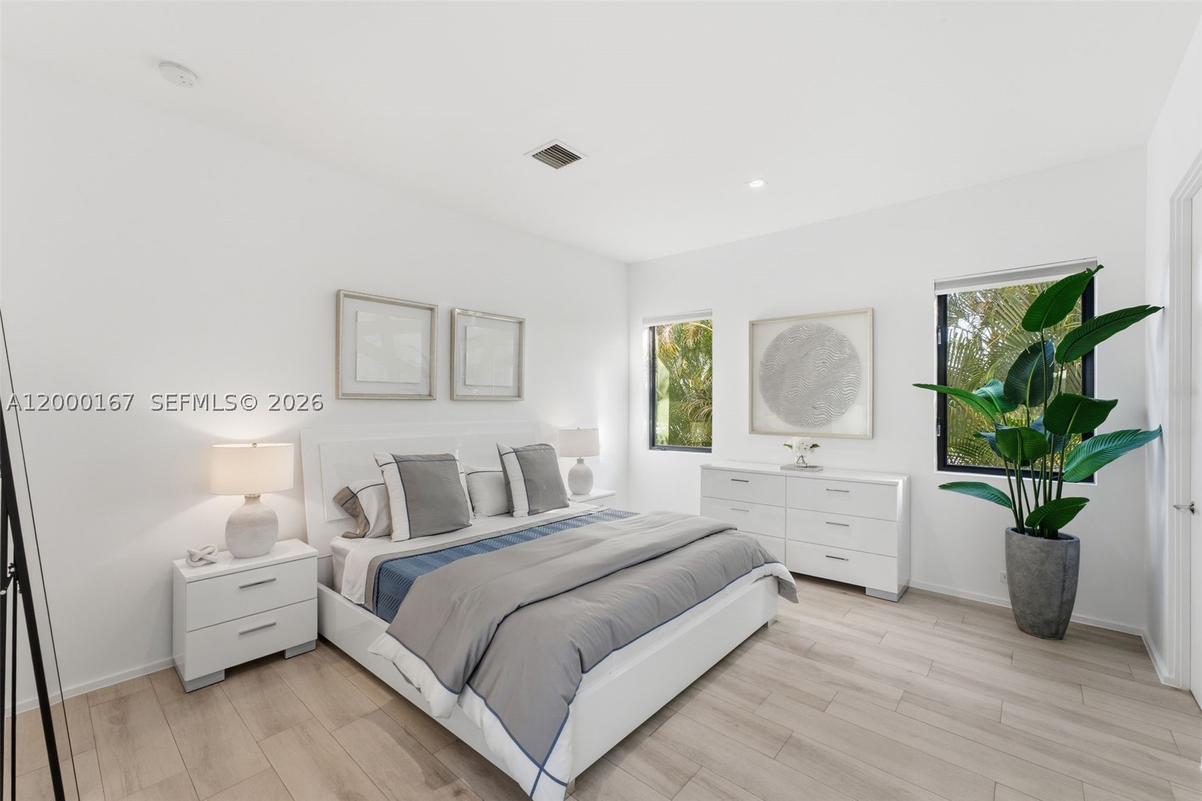 4232 E Tradewinds Ave, Lauderdale By The Sea FL 33308