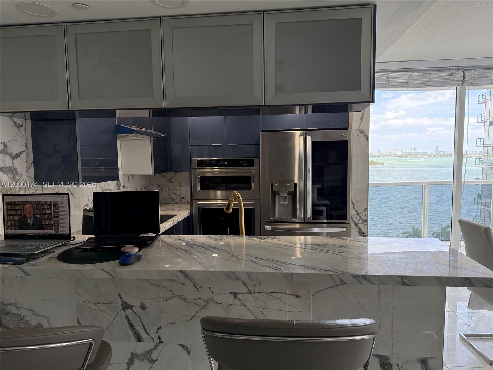 601 NE 23rd St #903, Miami FL 33137