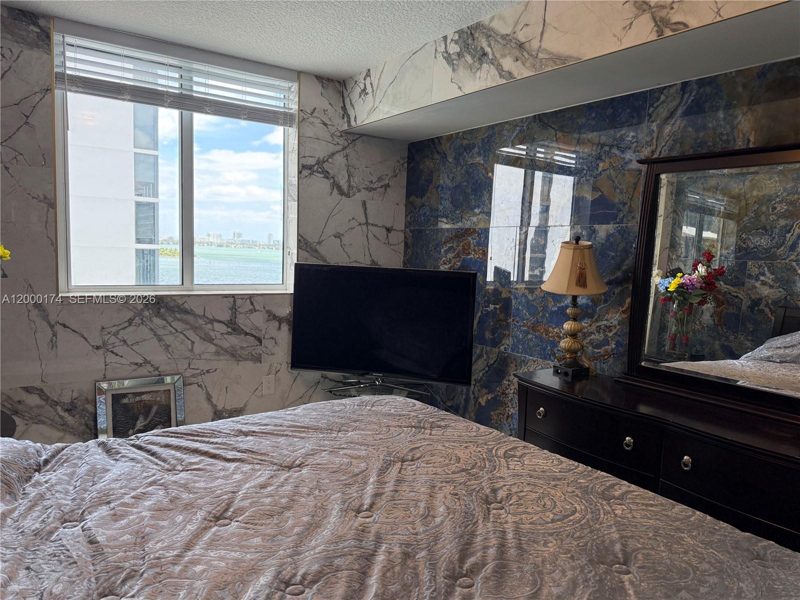 601 NE 23rd St #903, Miami FL 33137