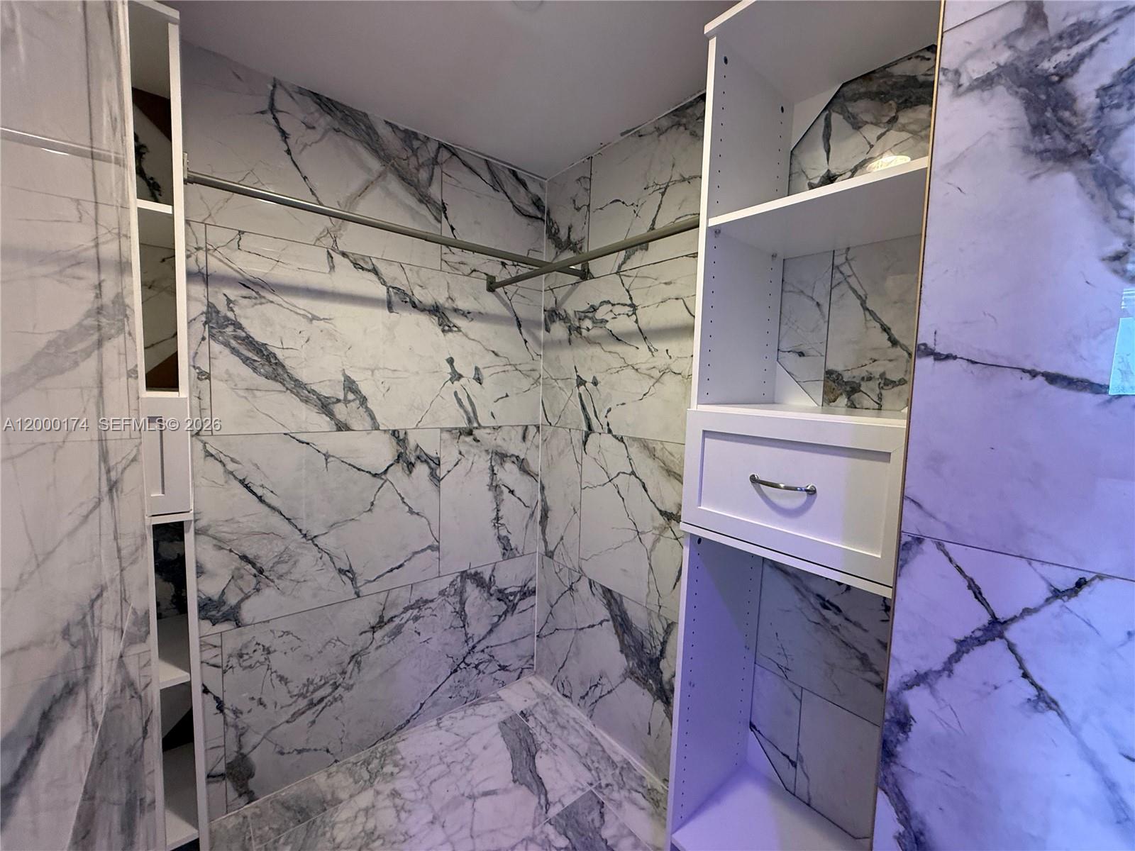 601 NE 23rd St #903, Miami FL 33137