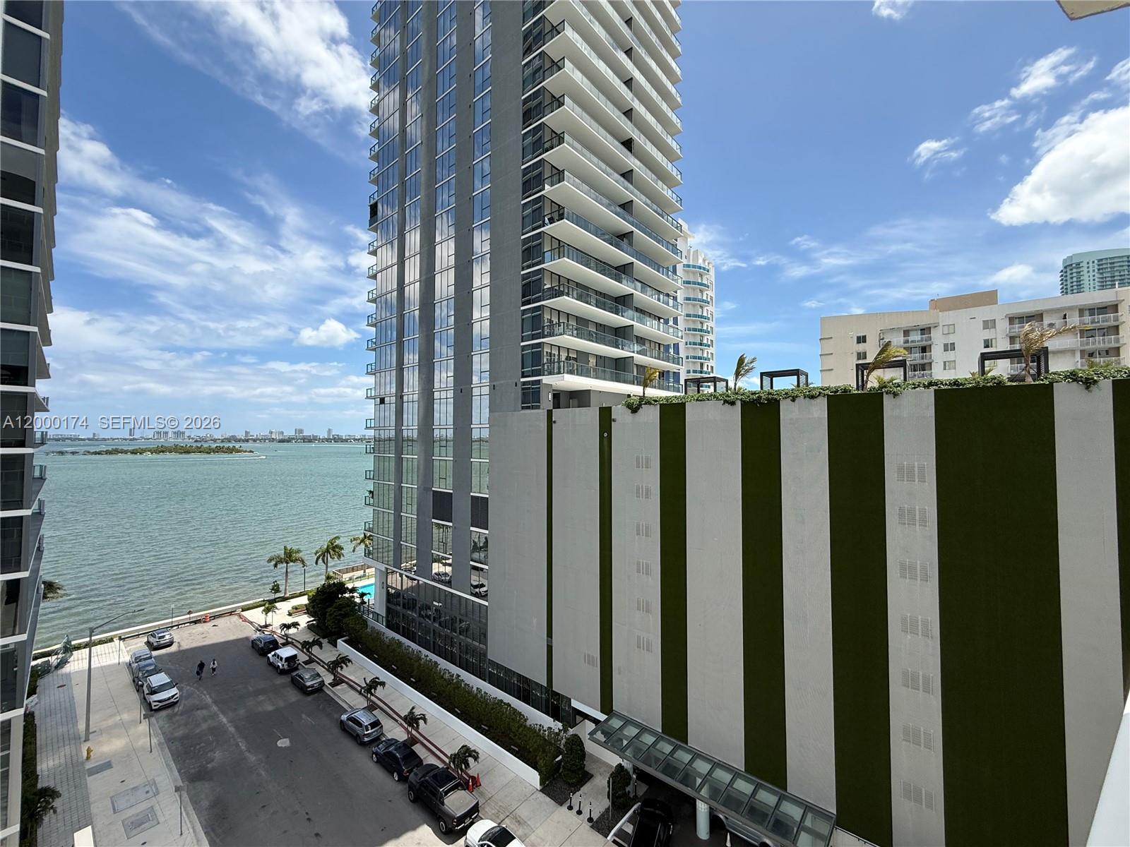 601 NE 23rd St #903, Miami FL 33137